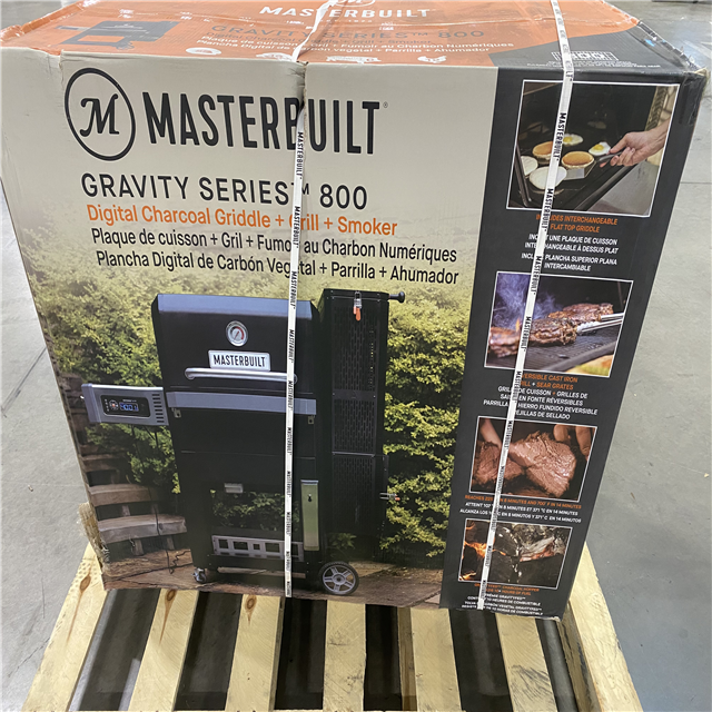 Masterbuilt Gravity Series 800 Digital Charcoal Griddle + Grill Smoker