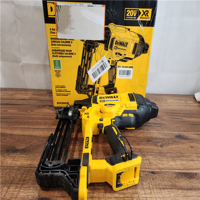 Dewalt 20 volt online fence stapler