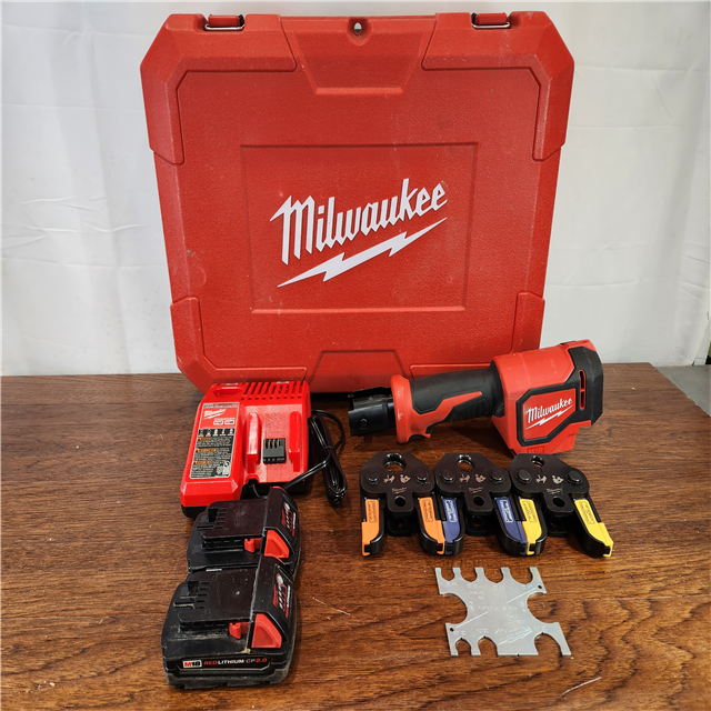 AS IS Milwaukee M18 18 Volt Lithium Ion Cordless Short Throw PEX