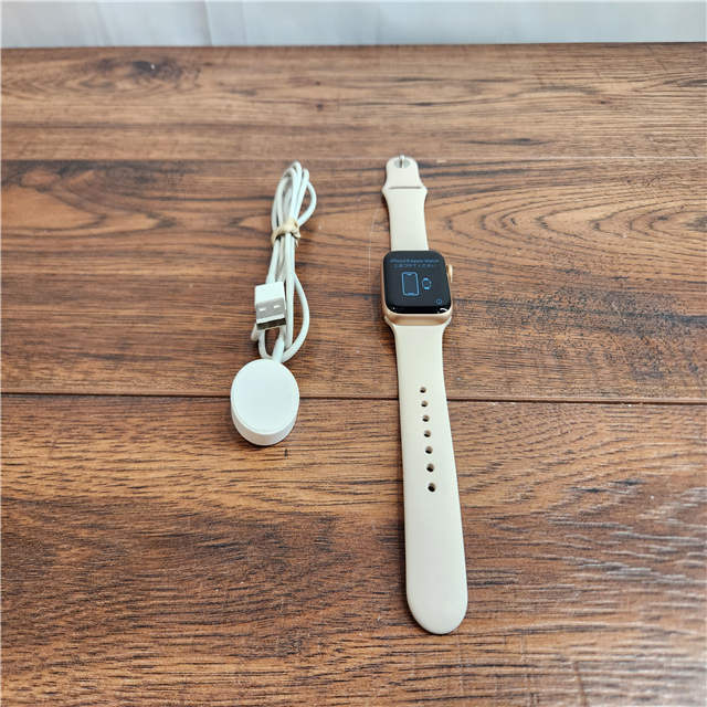 Apple watch series on sale 4 gold aluminum case